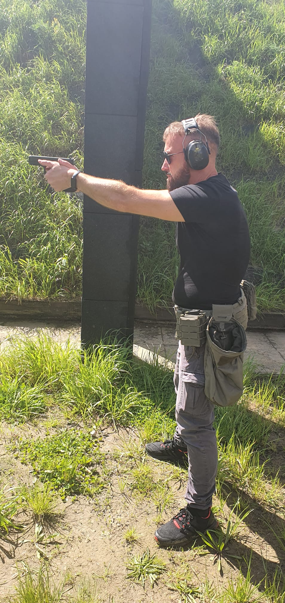 Strzelec z pistoletem